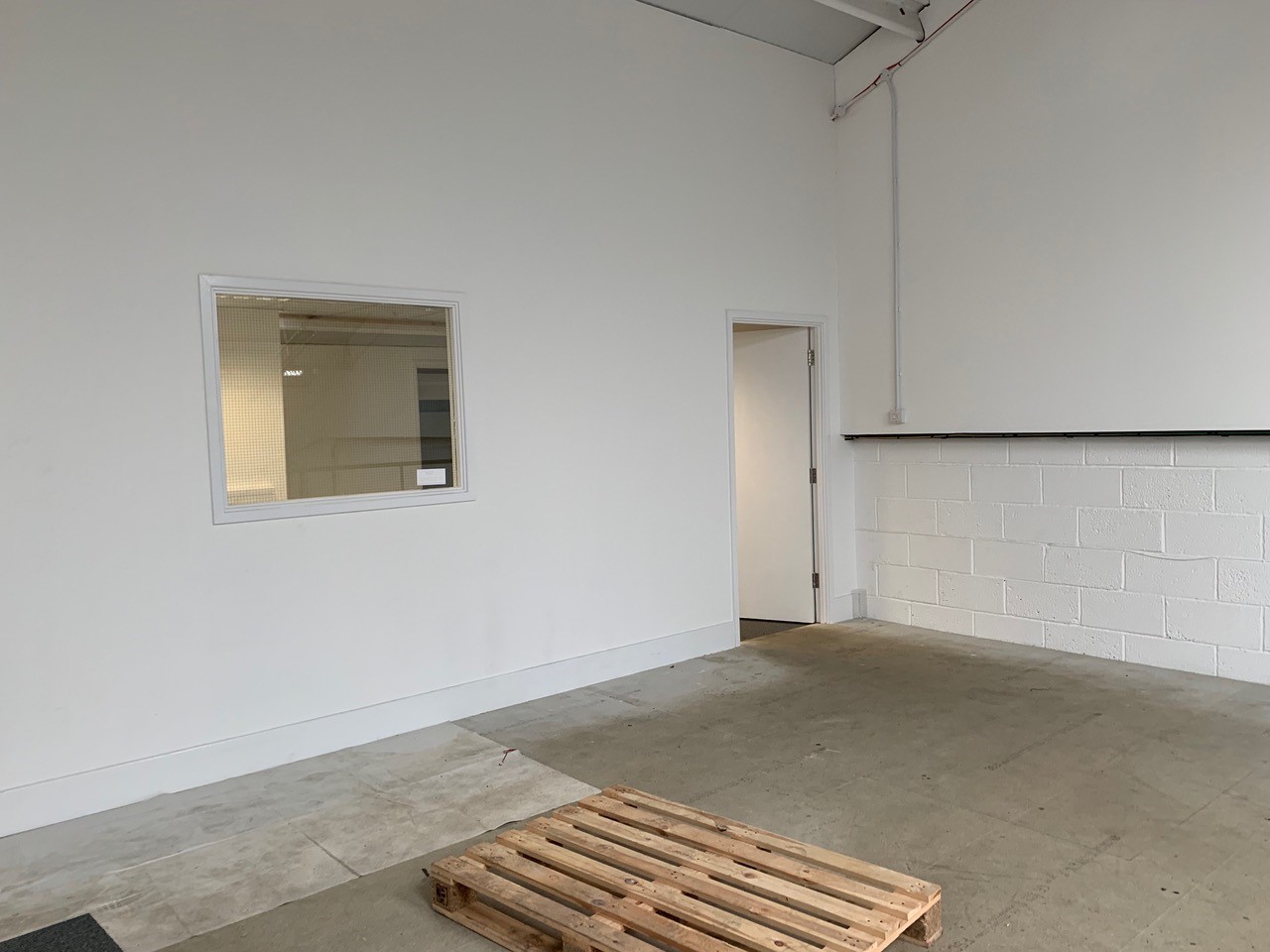 Cheap office to rent Milton Keynes