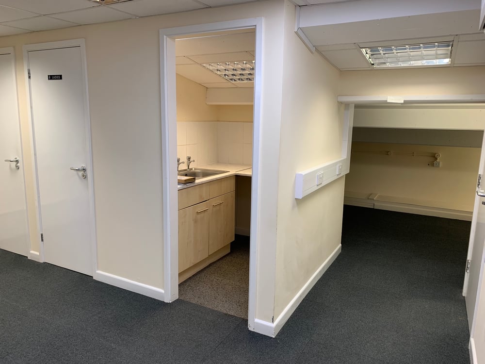 studio to rent in milton keynes