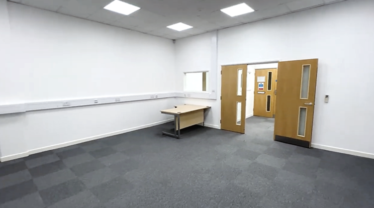 Medium ground floor office